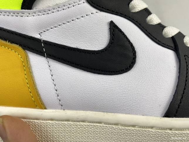 555088-118 1 Gold' High Air 'Volt Retro  OG Jordan 0210